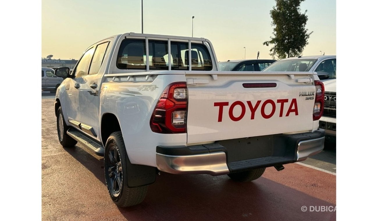 تويوتا هيلوكس TOYOTA HILUX 2.7 MT FULL OPTION WITHOUT PUSH START 2024