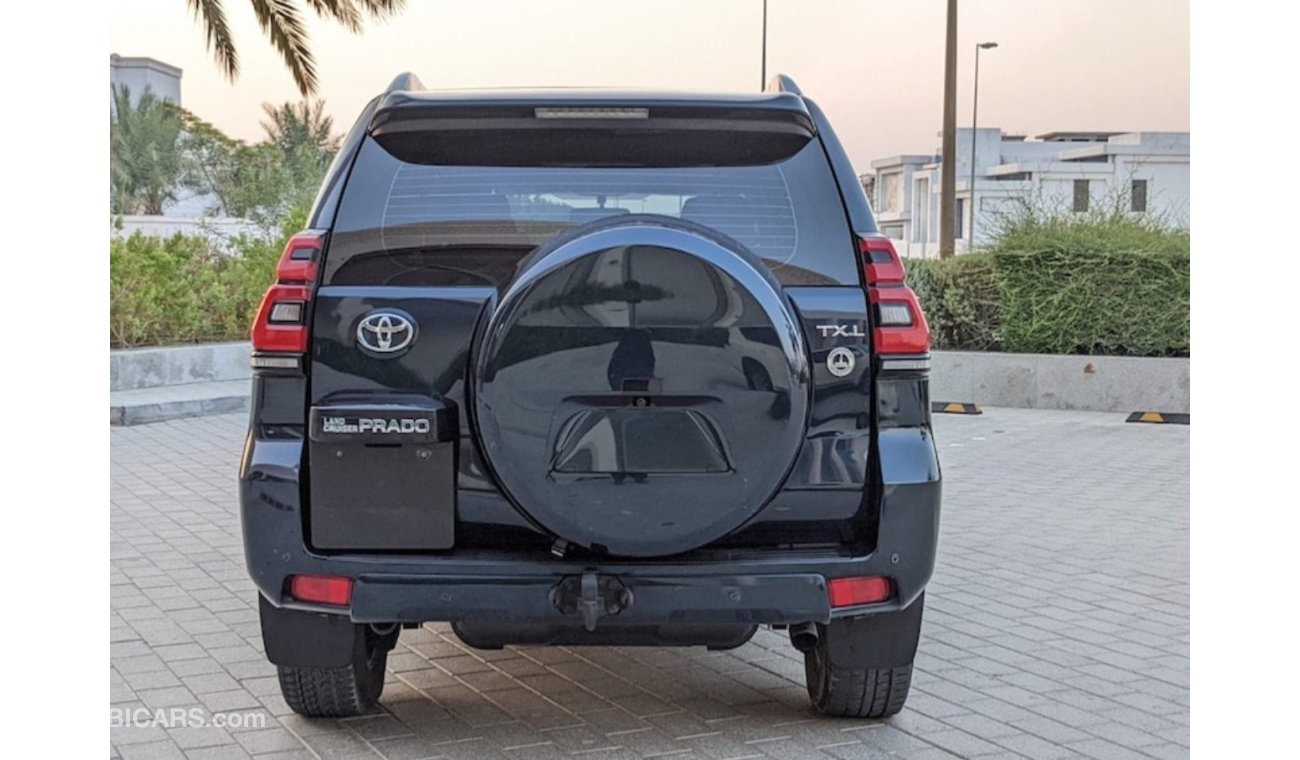 Toyota Prado 2019 V6 GCC Very clean title in Excellent condition