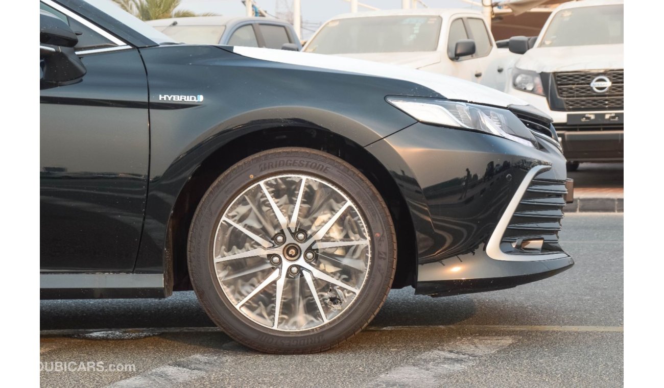 تويوتا كامري TOYOTA CAMRY HYBRID GLE 2.5L SEDAN 2024