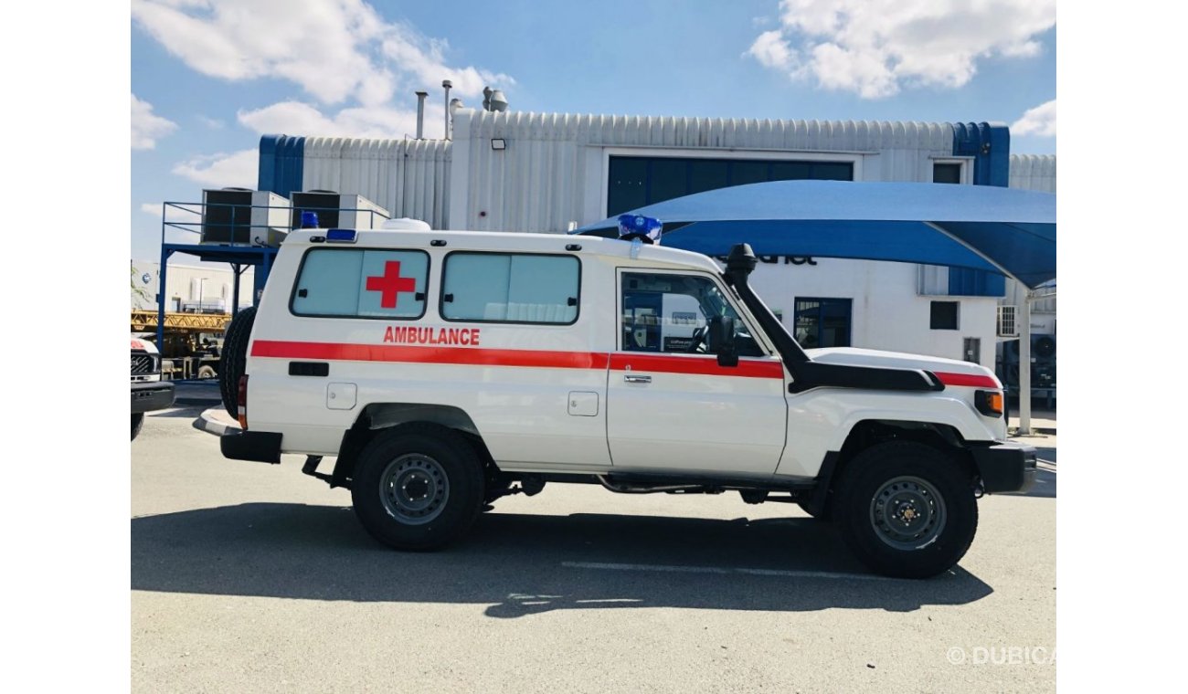 Toyota Land Cruiser Hard Top 4x4 Ambulance