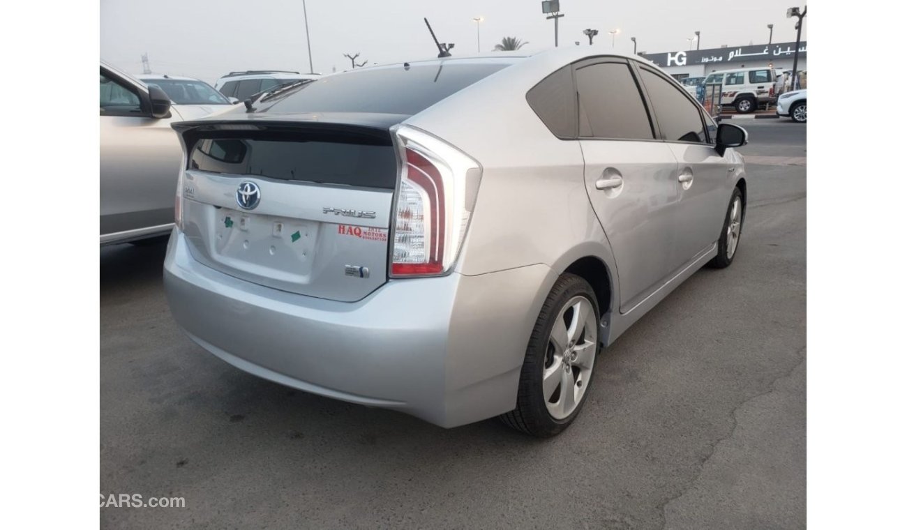 Toyota Prius 2013  TOYOTA PRIUS HYBRID