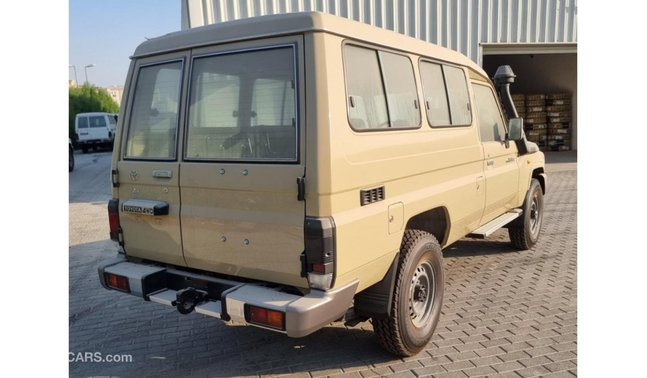 تويوتا لاند كروزر هارد توب Toyota LC 78 4.5 DSL HTOP BEIGE COLOR