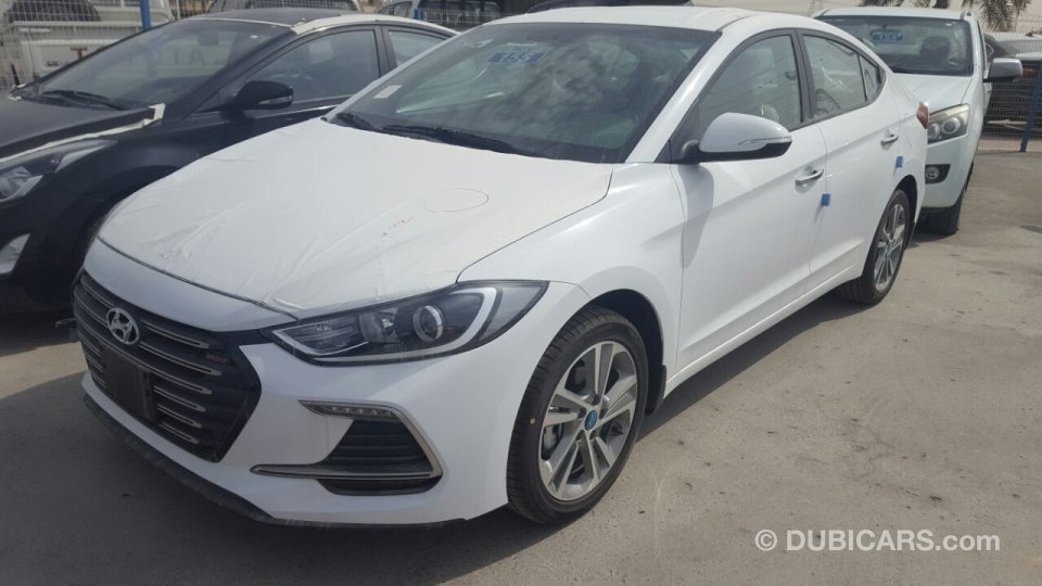 Hyundai Elantra 2.0 for sale: AED 51,000. White, 2018