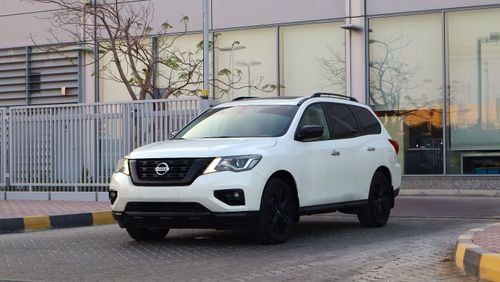 Nissan Pathfinder SV 3.5L (260 HP) 4WD