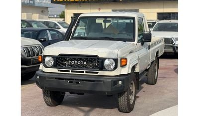 Toyota Land Cruiser Pick Up Toyota Land Cruiser Pick-up SC 4.2L Diesel MT MY2024