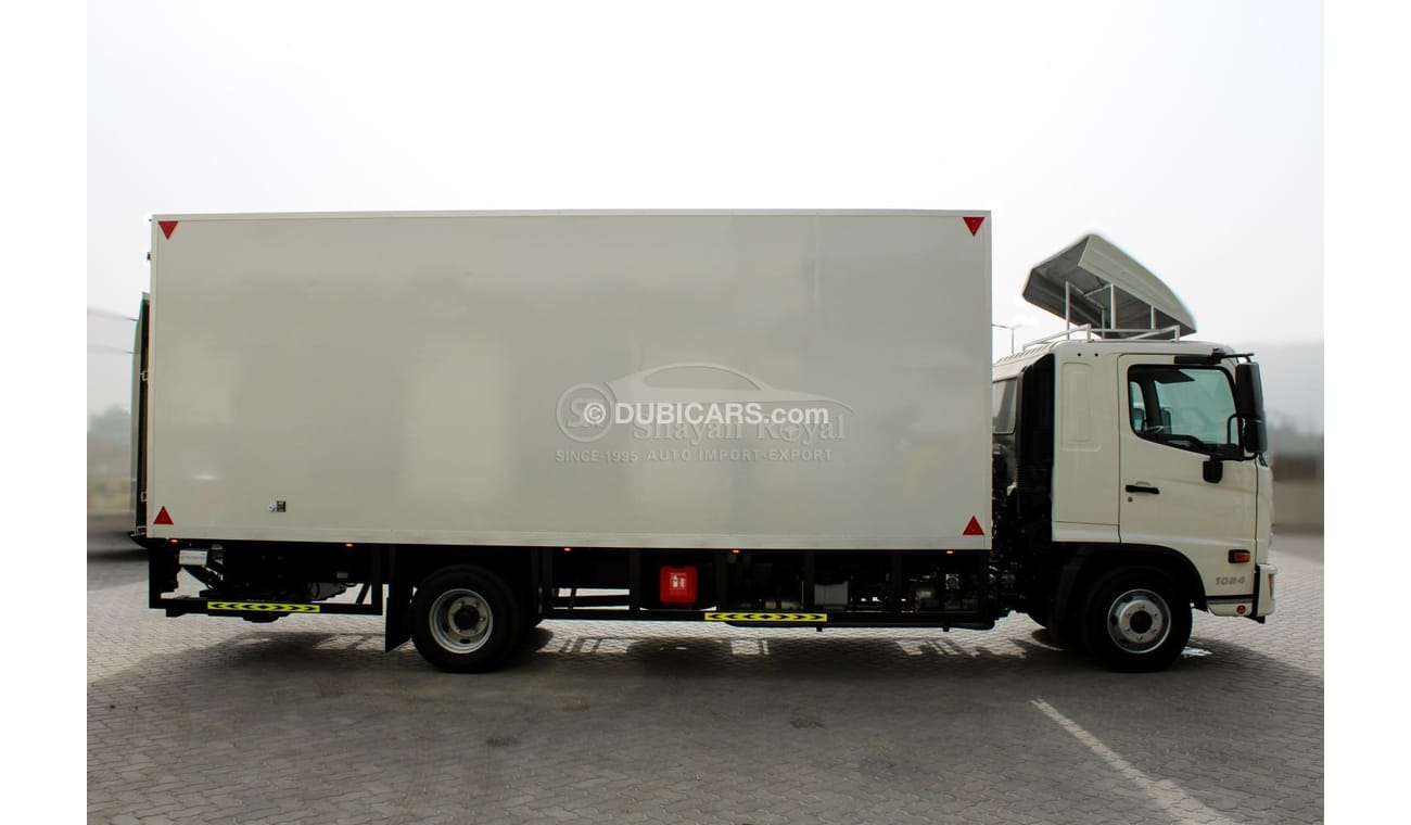 Hino 500 LHD FD 1024 TRUCK DRY BOX 7 TON EURO 4 2023MY