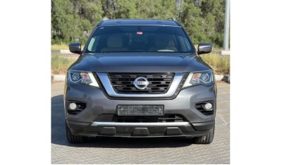 Nissan Pathfinder S