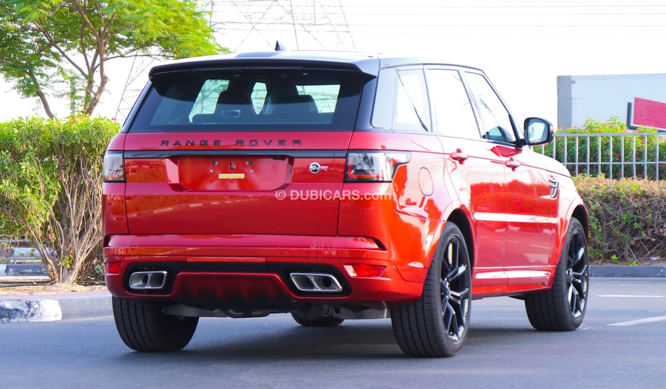 Land Rover Range Rover Sport with Original Carbon Fiber