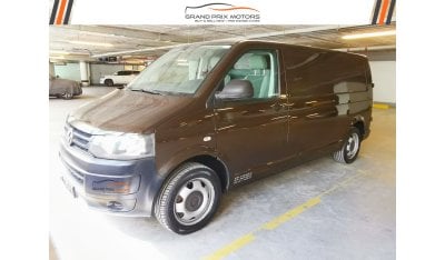 Volkswagen T6 Transporter Volkswagen Transporter LONG Wheel Base AUTOMATIC 2015 Model GCC Specs With Full Service History In P