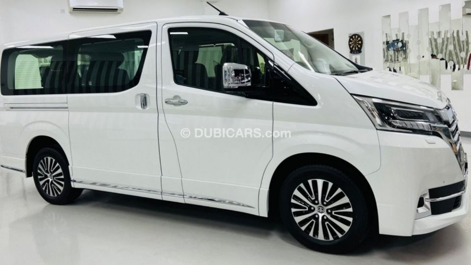 New Toyota Granvia Gcc .. Under Warranty .. Brand New .. Top Range 2023 