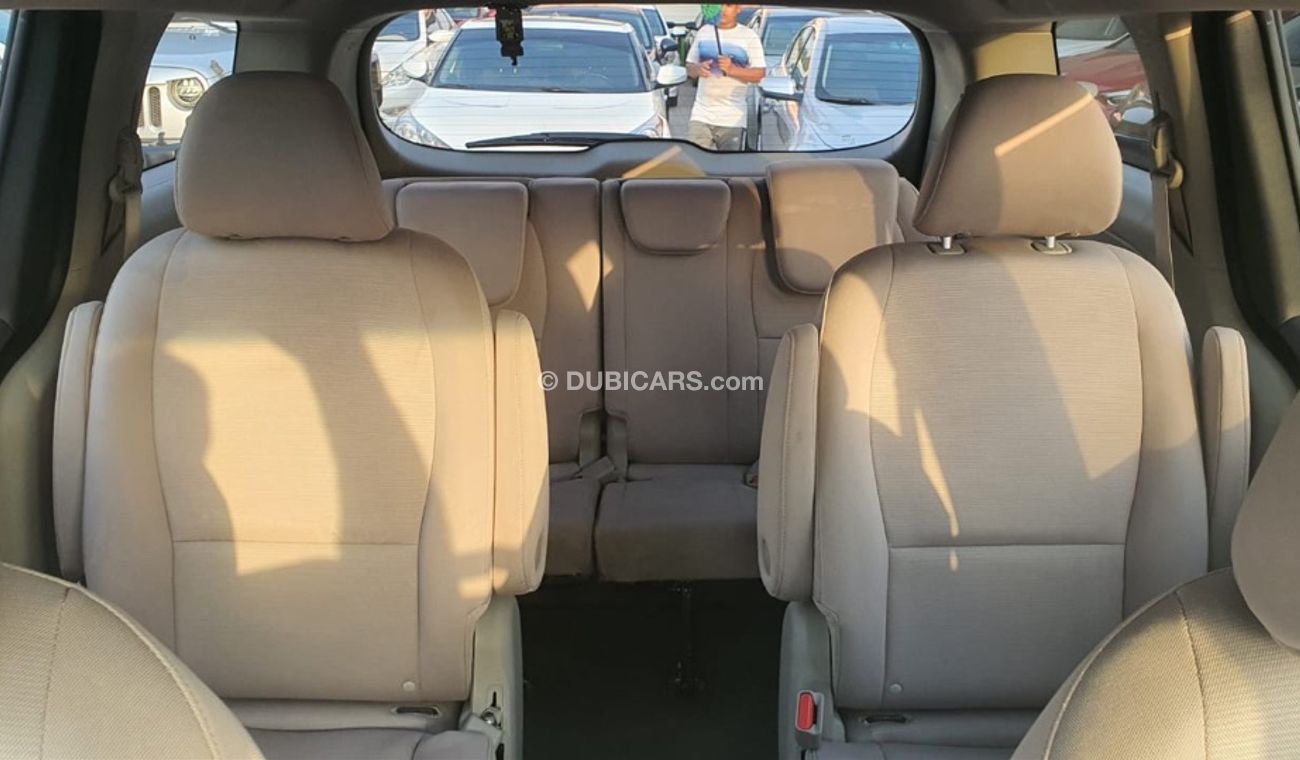 Kia Sedona Lx 3.3L 6V without accident