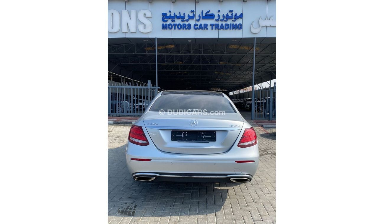 Mercedes-Benz E300 MERCEDES E300/IMPORTED FROM KOREA /GCC SPECS