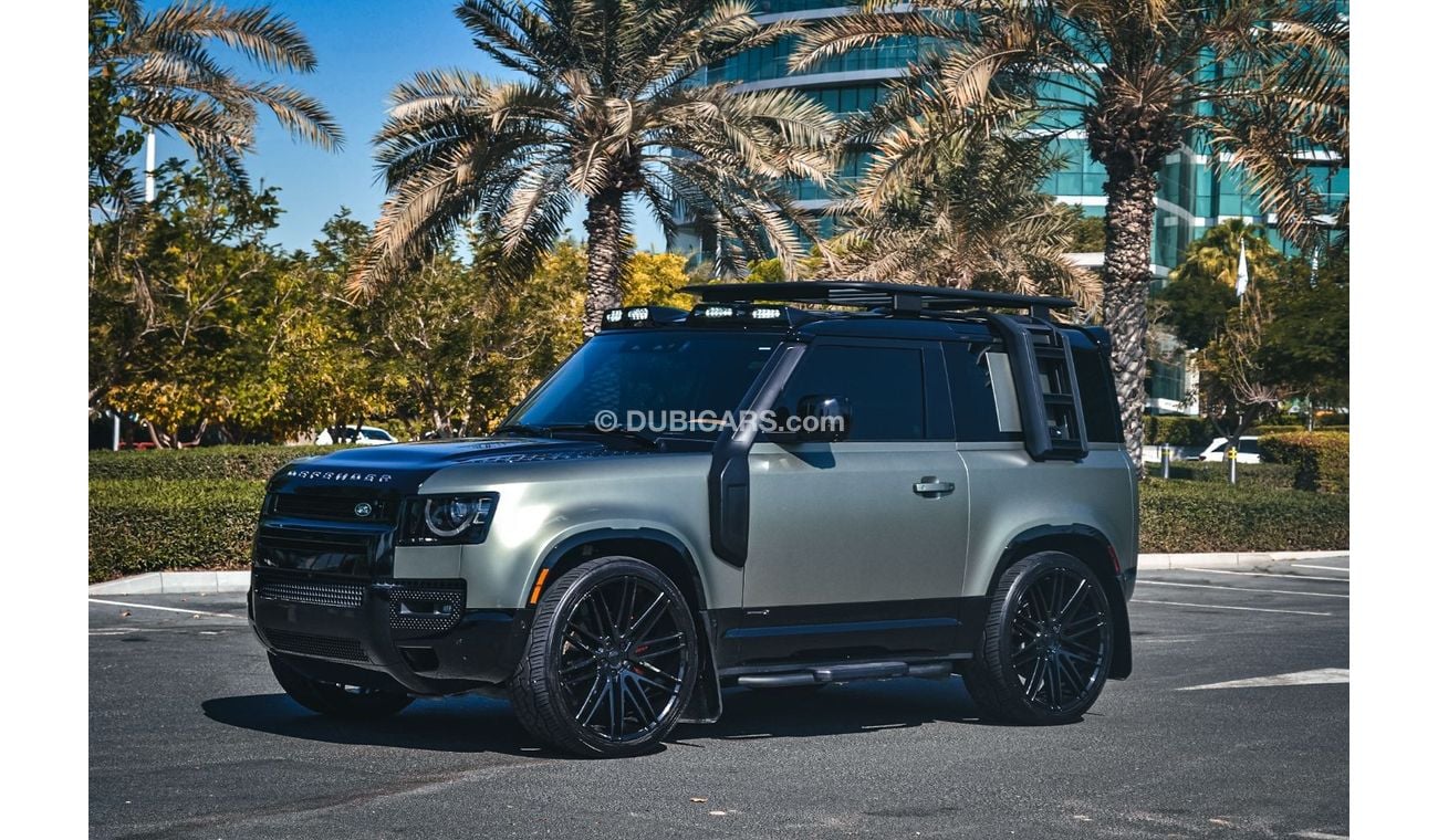 لاند روفر ديفندر 90 X-Dynamic S P400 3.0L Range Rover Defender 90 X-Dynamic P400 V6 2021 Fully loaded In Perfect Cond