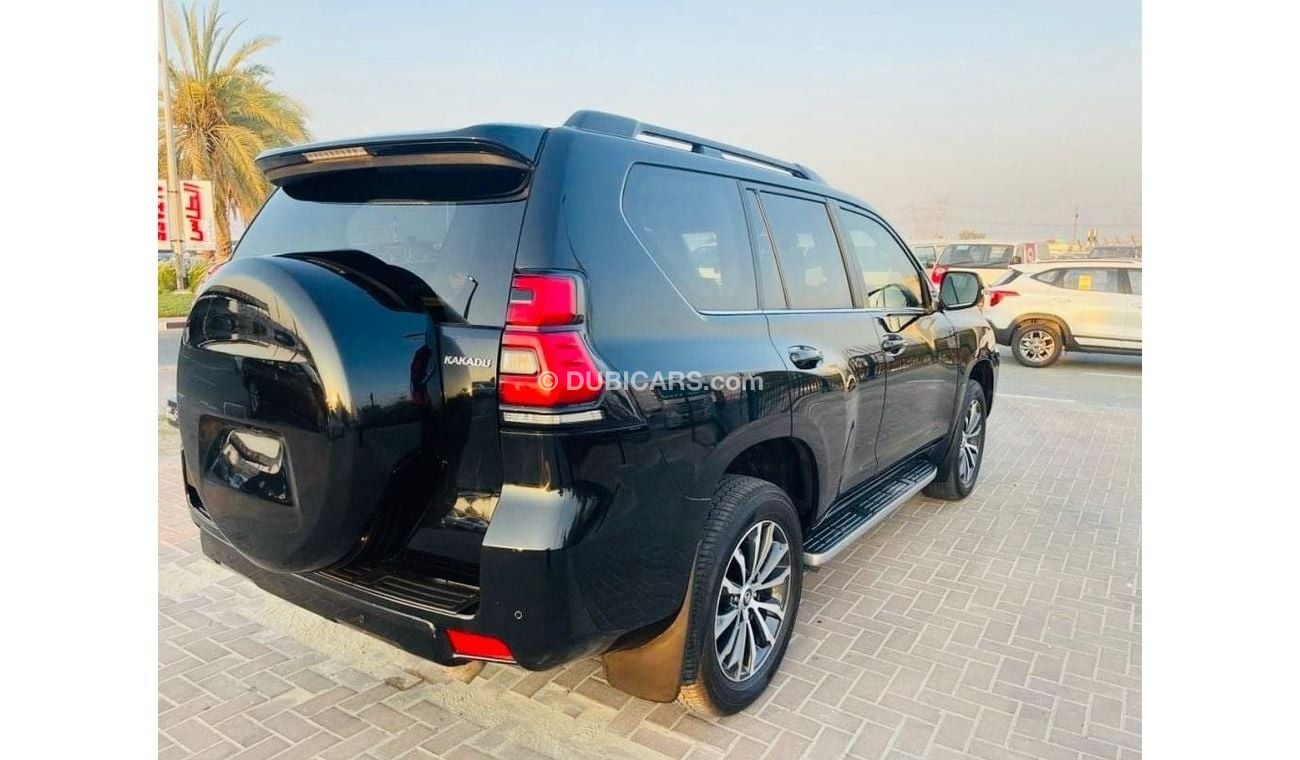 تويوتا برادو Toyota Kakadu prado 2021 full option sunroof. Electric seats . Leather seats. Coolbox. In Excellent