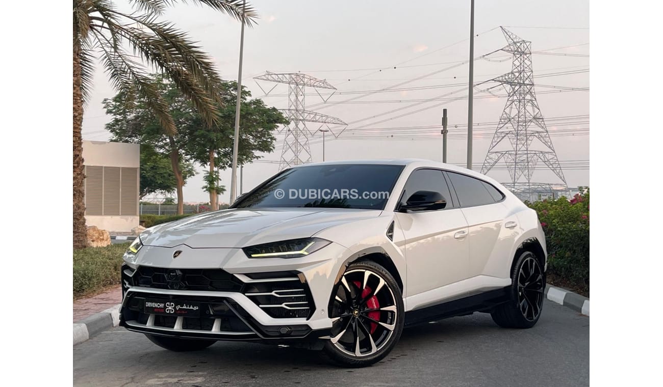 Lamborghini Urus ,  UNDER WARRANTY ,FULL ORIGINAL PAINT ,FULL SERVICE HISTORY