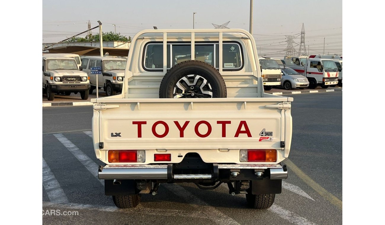 Toyota Land Cruiser Pick Up LC 79 DC 2.8L DSL AT FULL