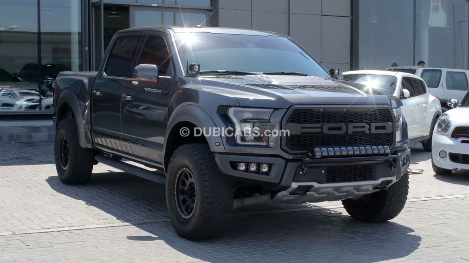 Used Ford Raptor F150 2015 for sale in Abu Dhabi - 217695