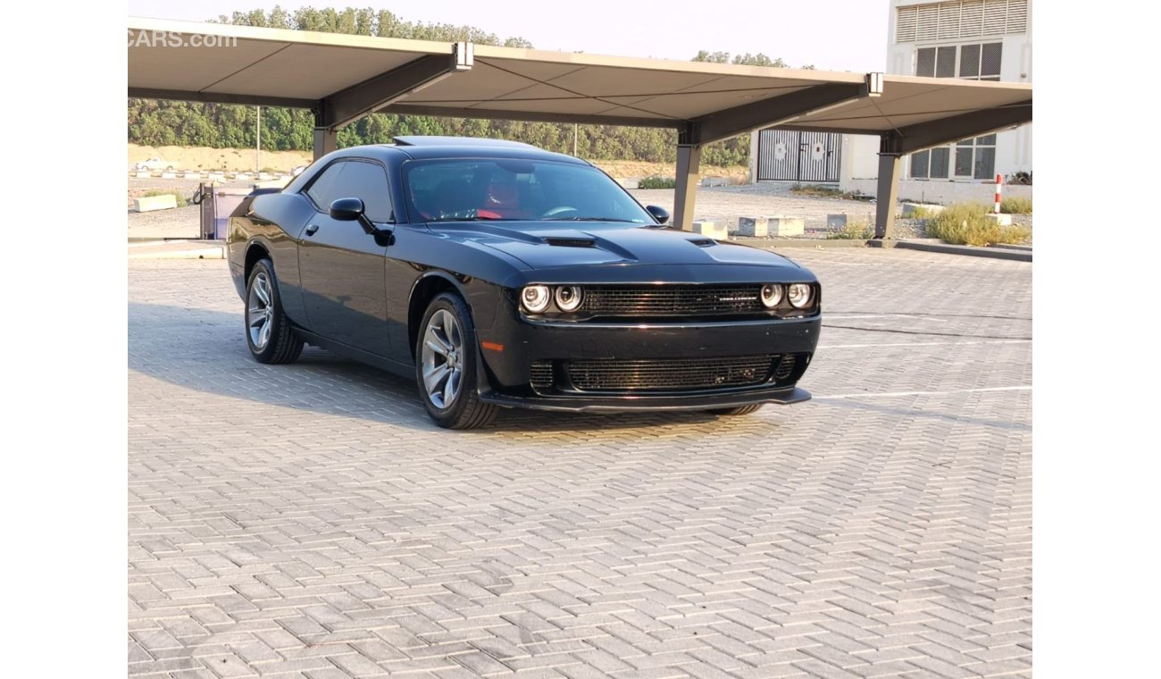 Dodge Challenger SXT Blackline