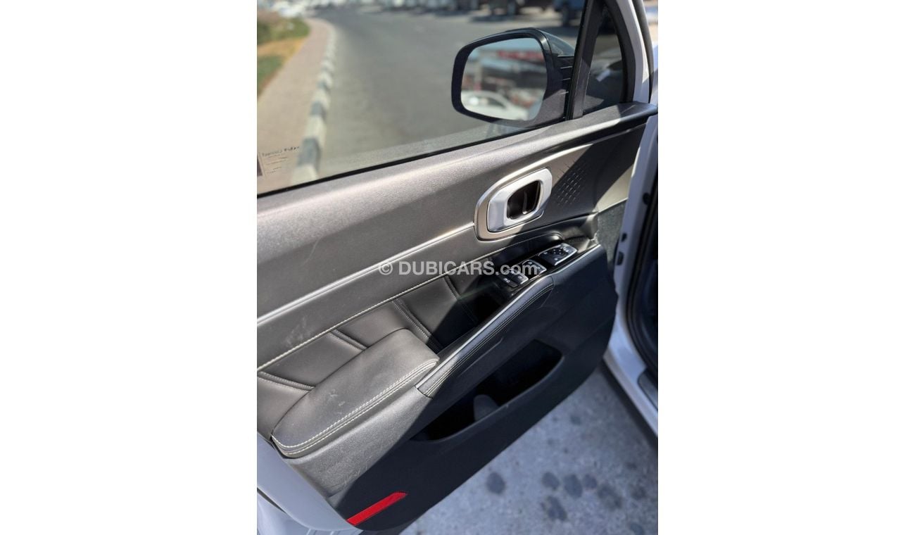 كيا سورينتو Kia Sorento  SX panoramic 4WD Full Option