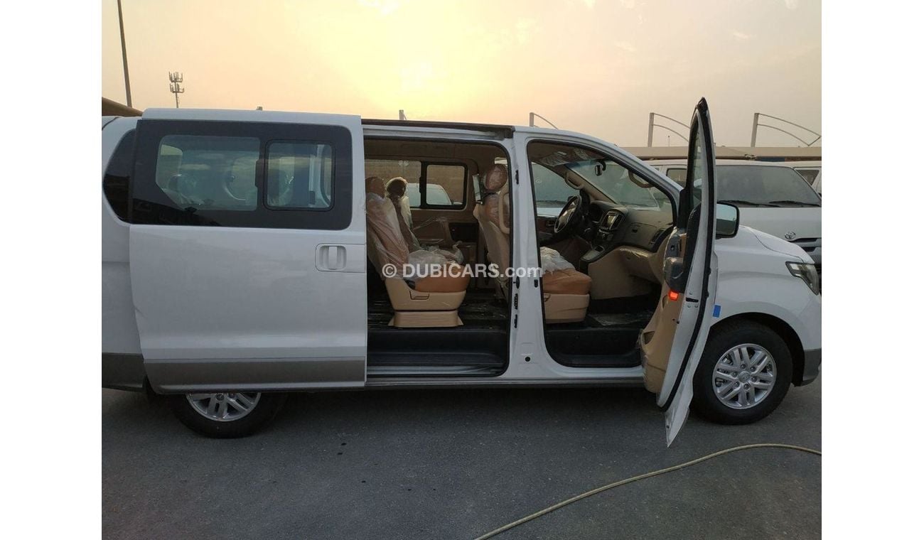 Hyundai H-1 HYUNDAI H1 12 SEATS 2019 MODEL