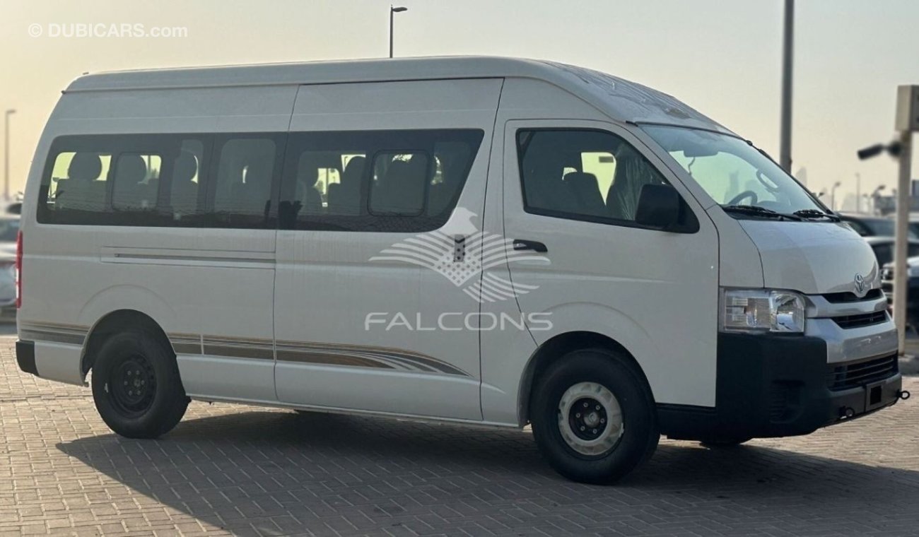 تويوتا هاياس Toyota Hiace 2.7L Bus High roof 16-Seats M/T