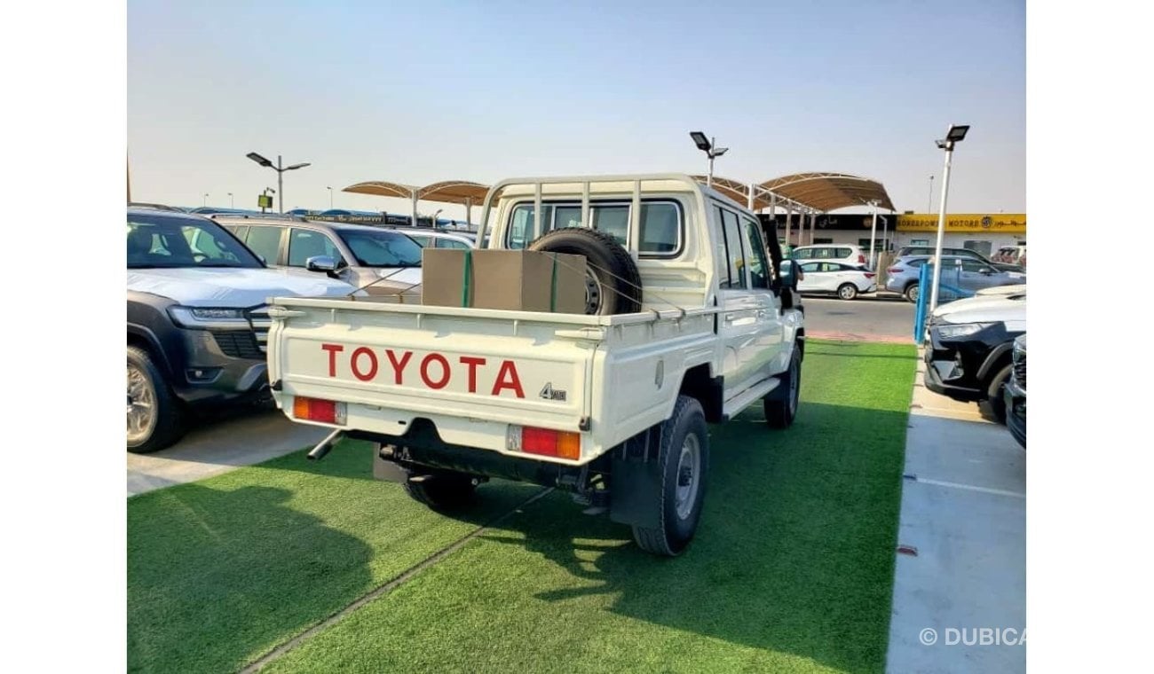 تويوتا لاند كروزر TOYOTA  LC79   DEISEL 4.2  D.C    WITH DIFF LOCK  2024