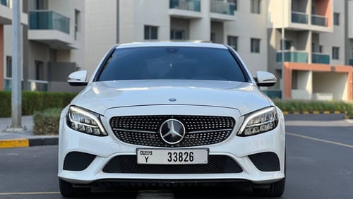 Mercedes-Benz C 300 Luxury 2.0L // 2019 //  High Option With AMG Kit ,  Sunroof , Car Play , Very Good Condition