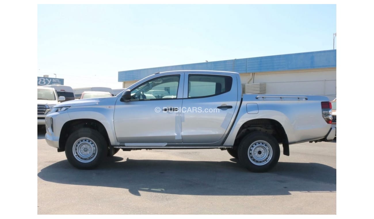 ميتسوبيشي L200 DIESEL - 2.4L -  DOUBLE CABIN - 4X4 - 5MT - POWER LOCKS AND POWER WINDOWS - EXPORT ONLY