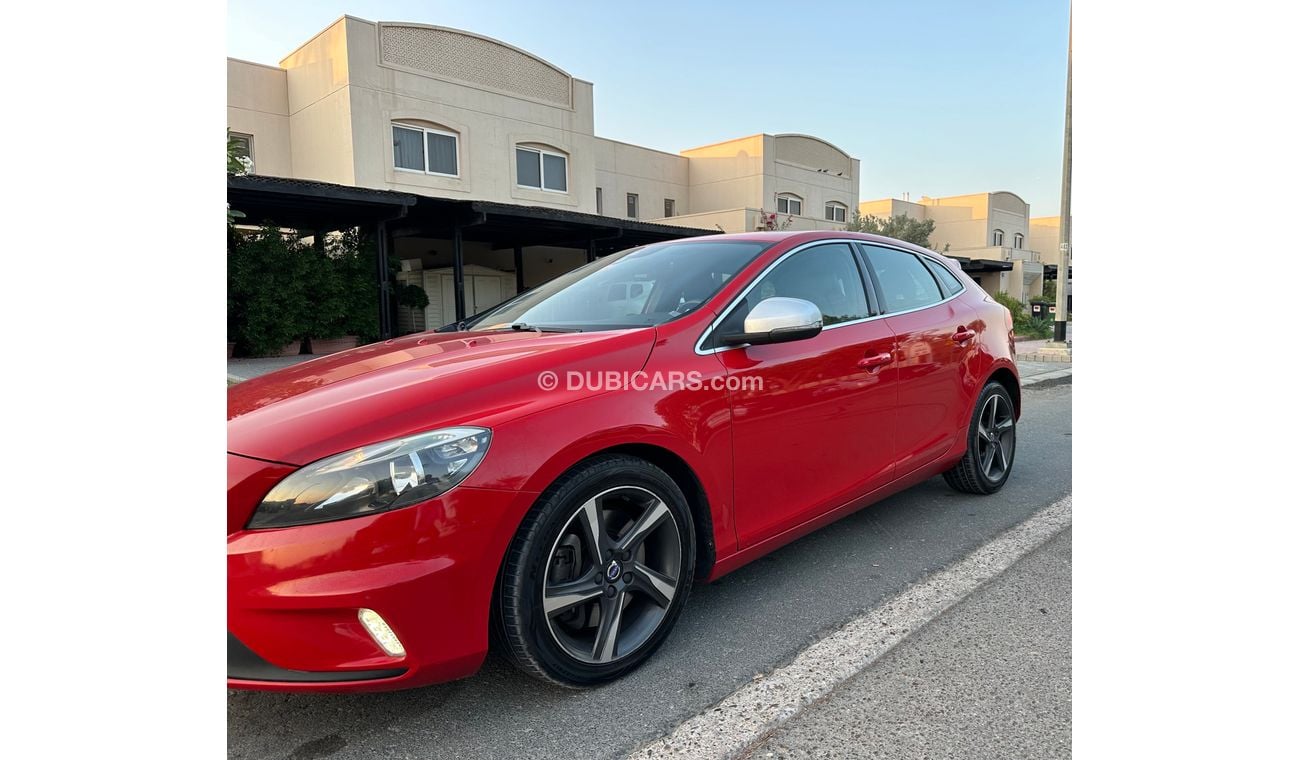 Volvo V40 Hatchback