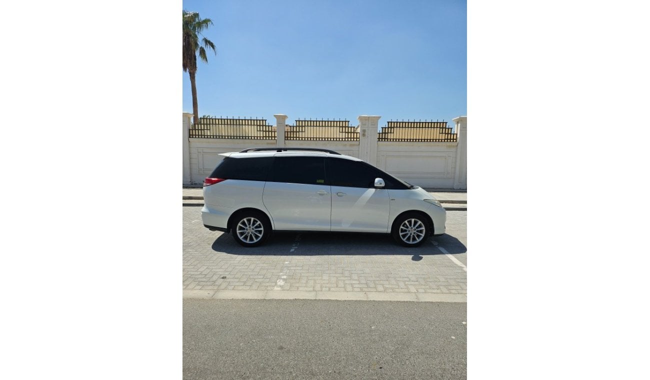 Toyota Previa SE 2.4L