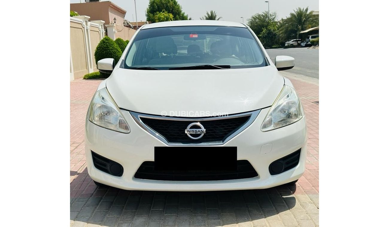 Nissan Tiida S