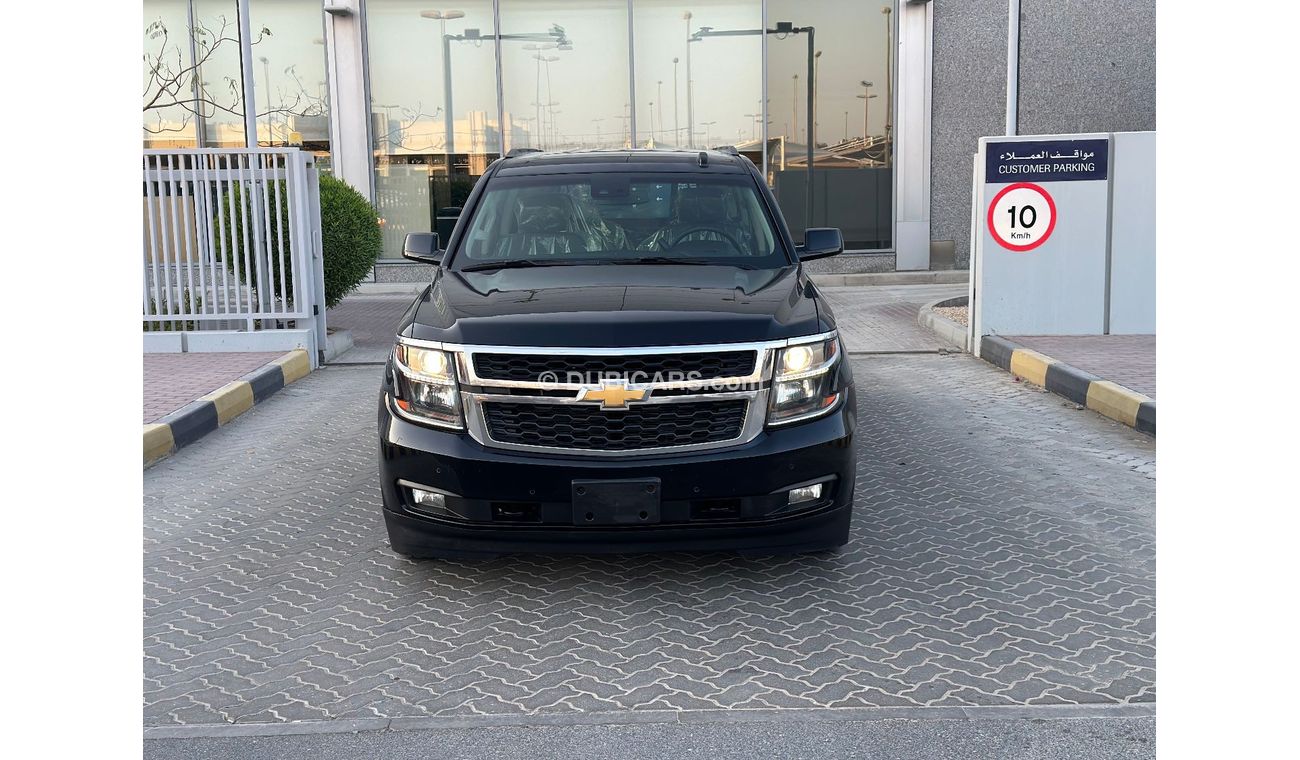 Chevrolet Suburban LT 5.3L 4WD