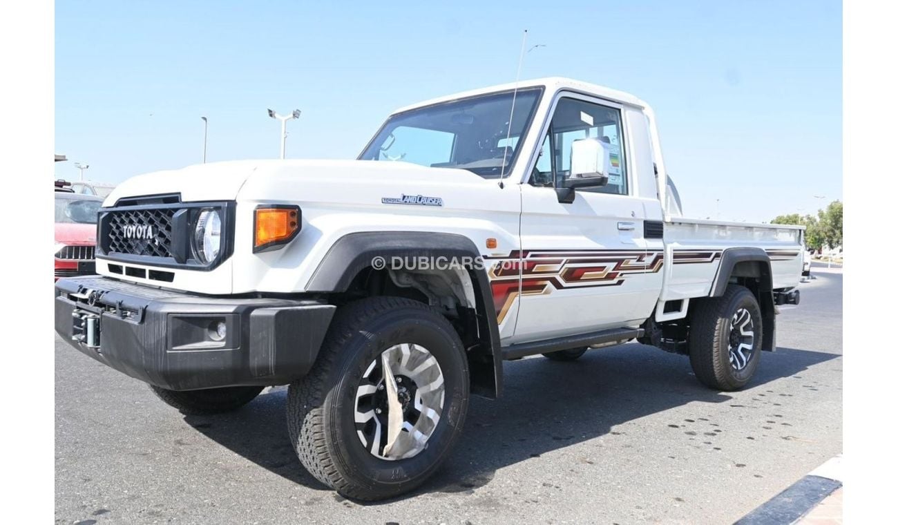 تويوتا لاند كروزر بيك آب TOYOTA LAND CRUISER LC79 S/C MODEL 2024 GCC 4.0L