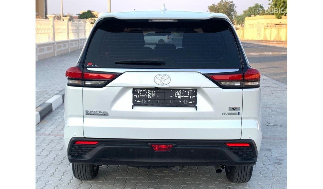 تويوتا إينوفا TOYOTA INNOVA 2024 2.0L HYBRID, GCC SPACE Full Option