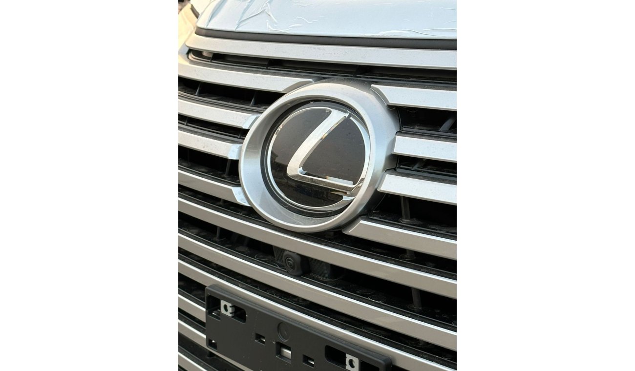 Lexus LX600 Signature 3.5L Twin Turbo V6 25 speakers