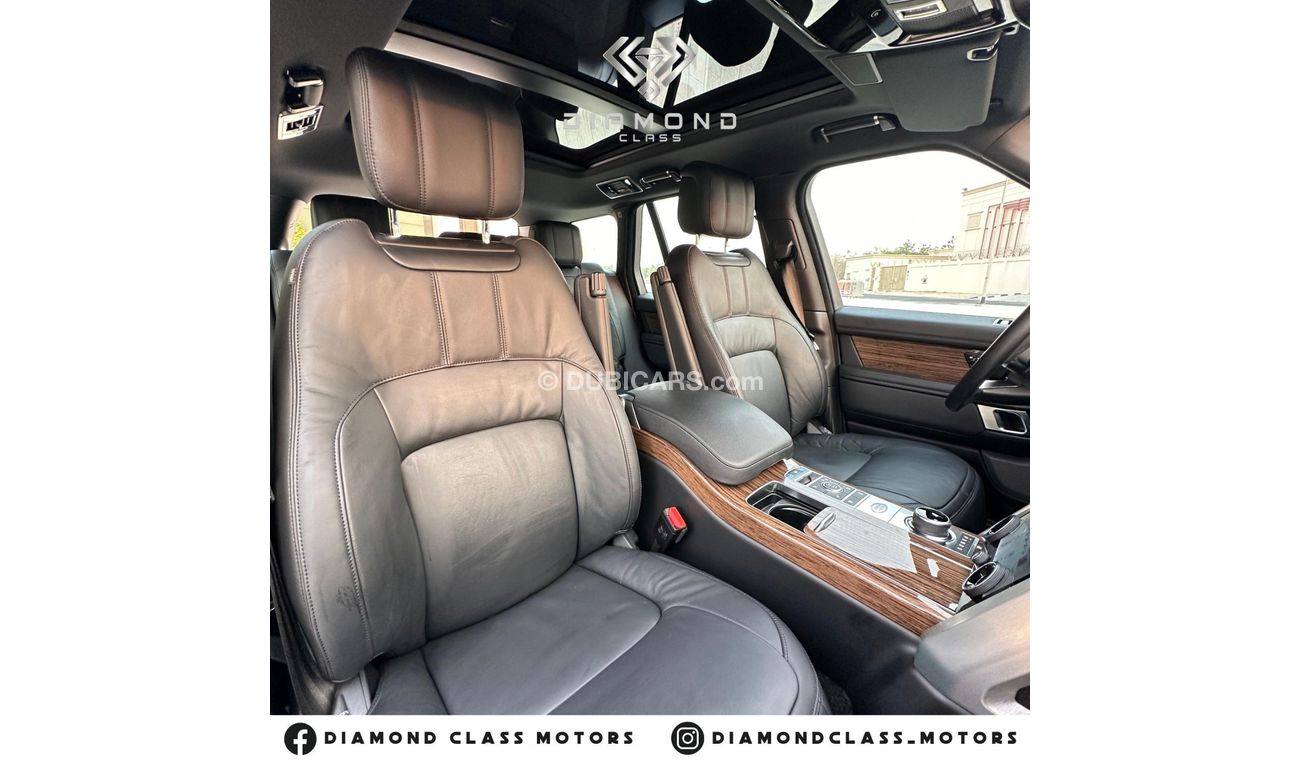 Land Rover Range Rover Range Rover Vogue HSE V6 SUV Panoramic  2021 GCC   Full Service History  Al Tayer Warranty & Service