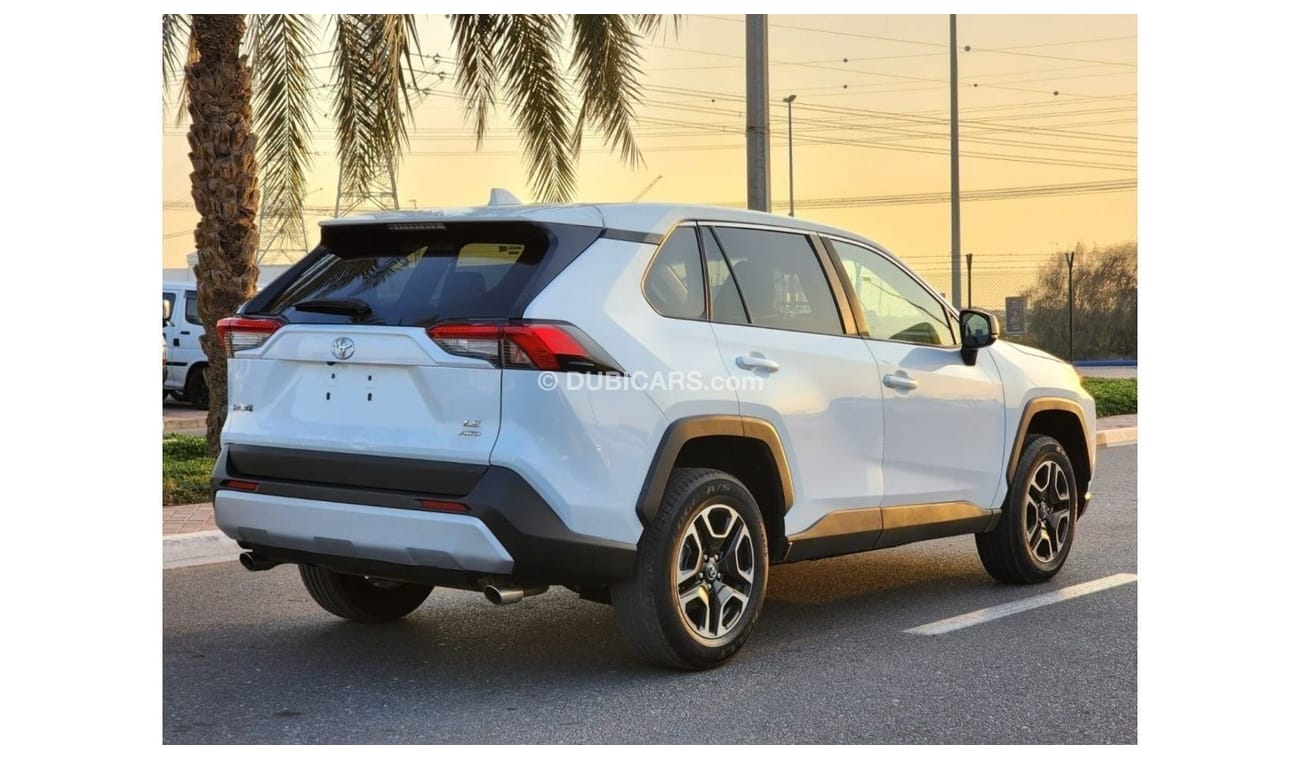 تويوتا راف ٤ TOYOTA RAV4 LE 4X4 2023