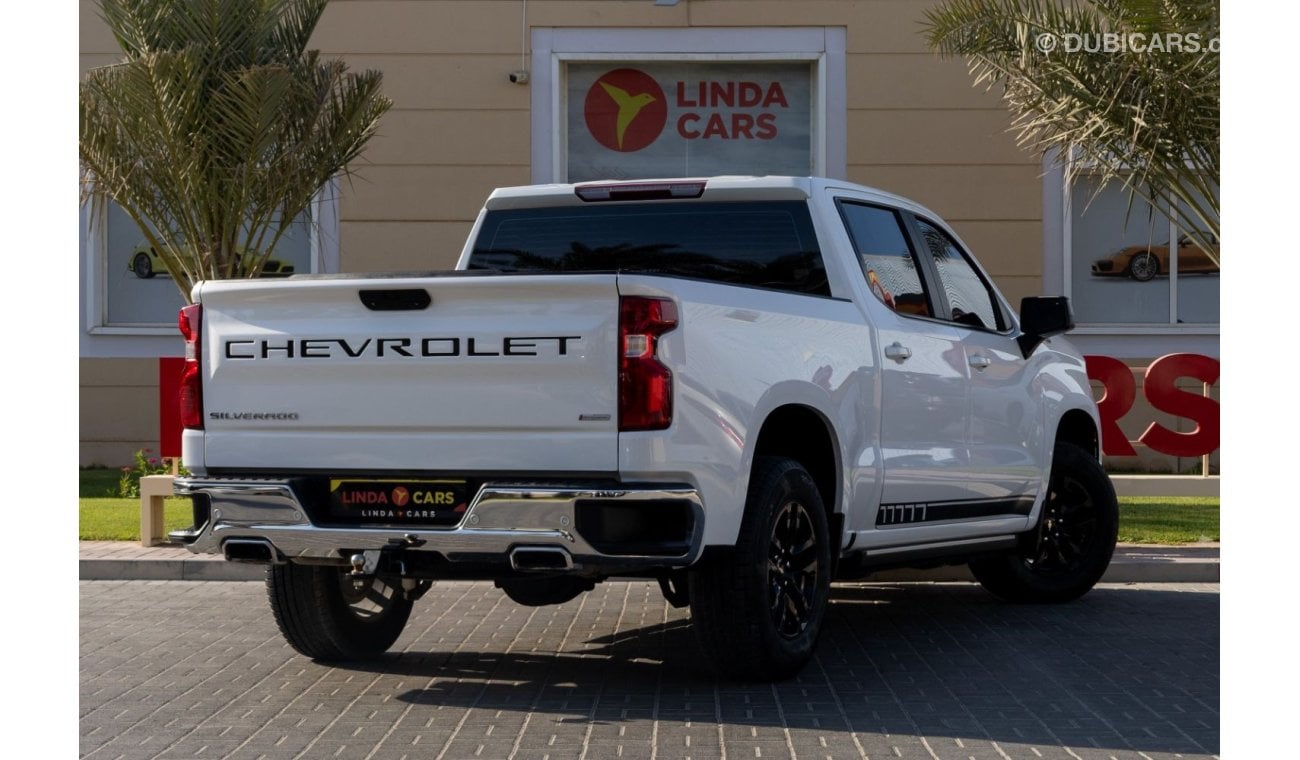 شيفروليه سيلفرادو 1500 Chevrolet Silverado 1500 Z71 Double Cab Utility 2021 GCC under Warranty with Flexible Down-Payment.