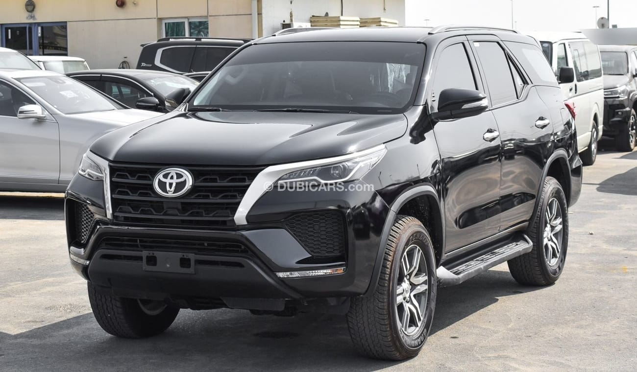 Toyota Fortuner SR5 2.7 Petrol A/T 4WD