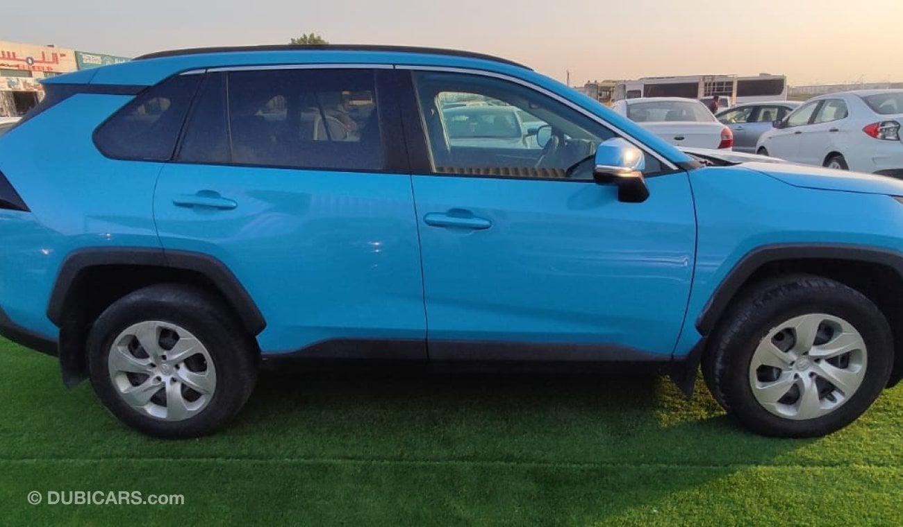 تويوتا راف ٤ 2020 Toyota RAV4 LE