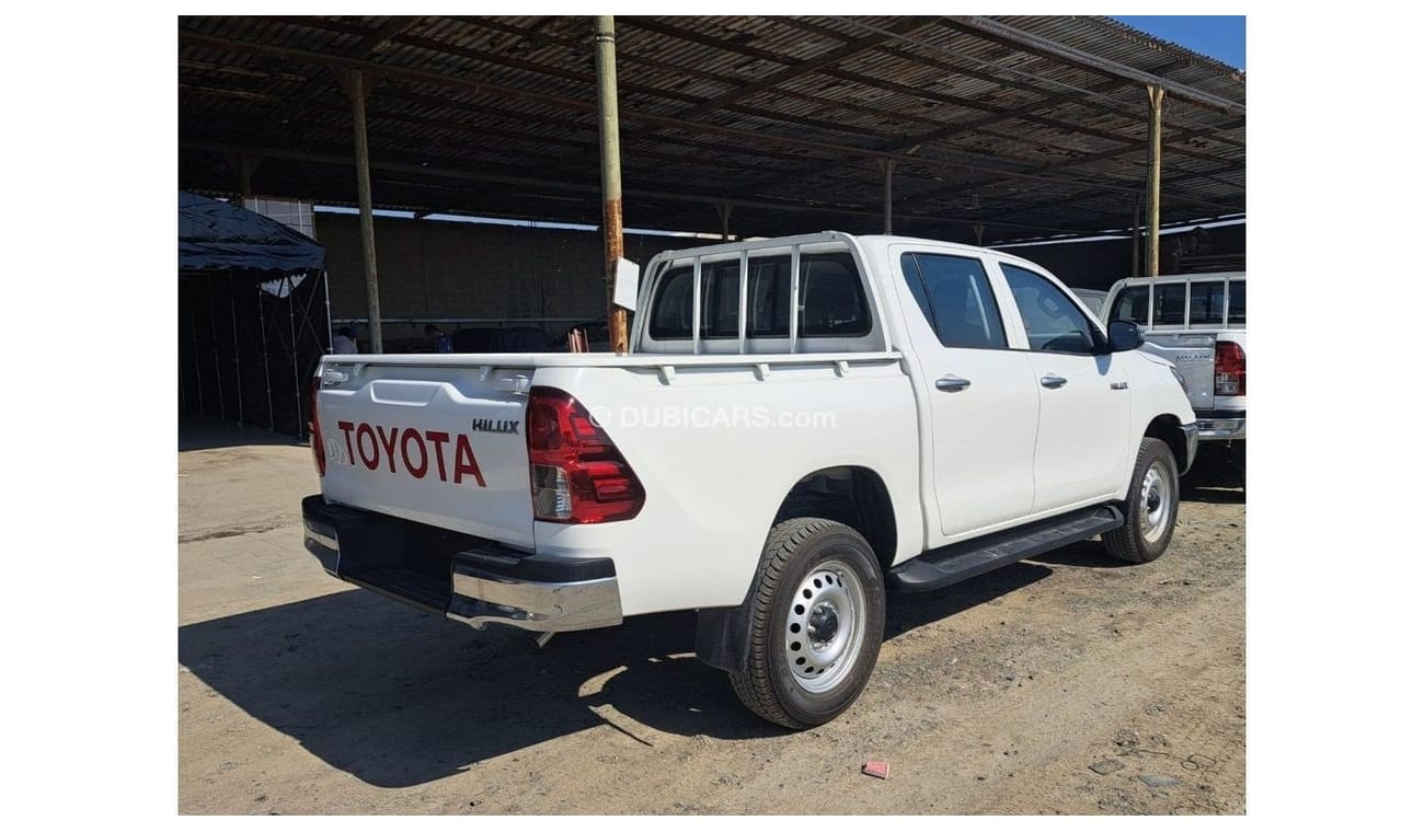 تويوتا هيلوكس Toyota hilux 2.7L gasoline  MT 2023