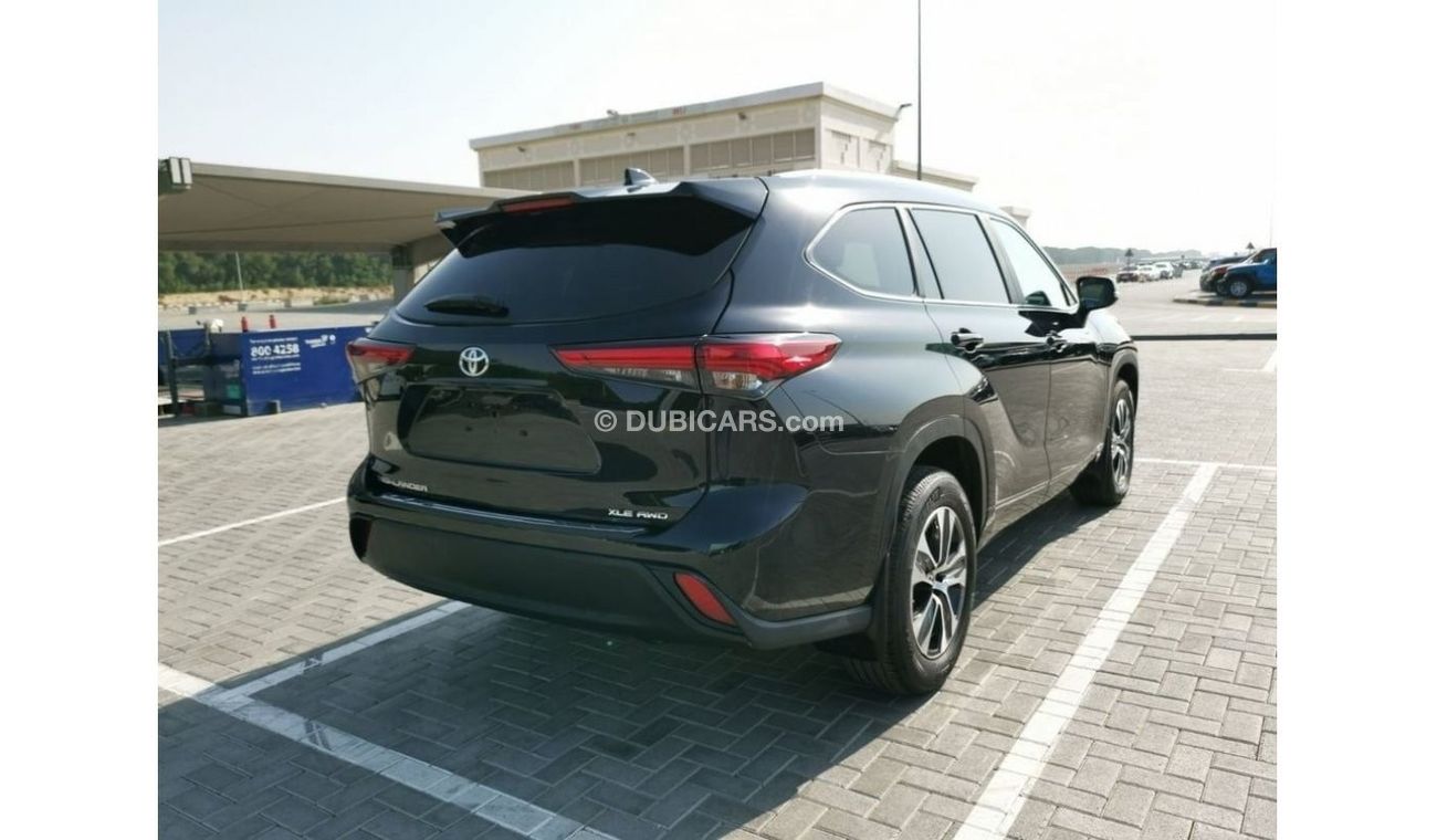 Toyota Highlander Toyota Highlander XLE - 2023 - Black