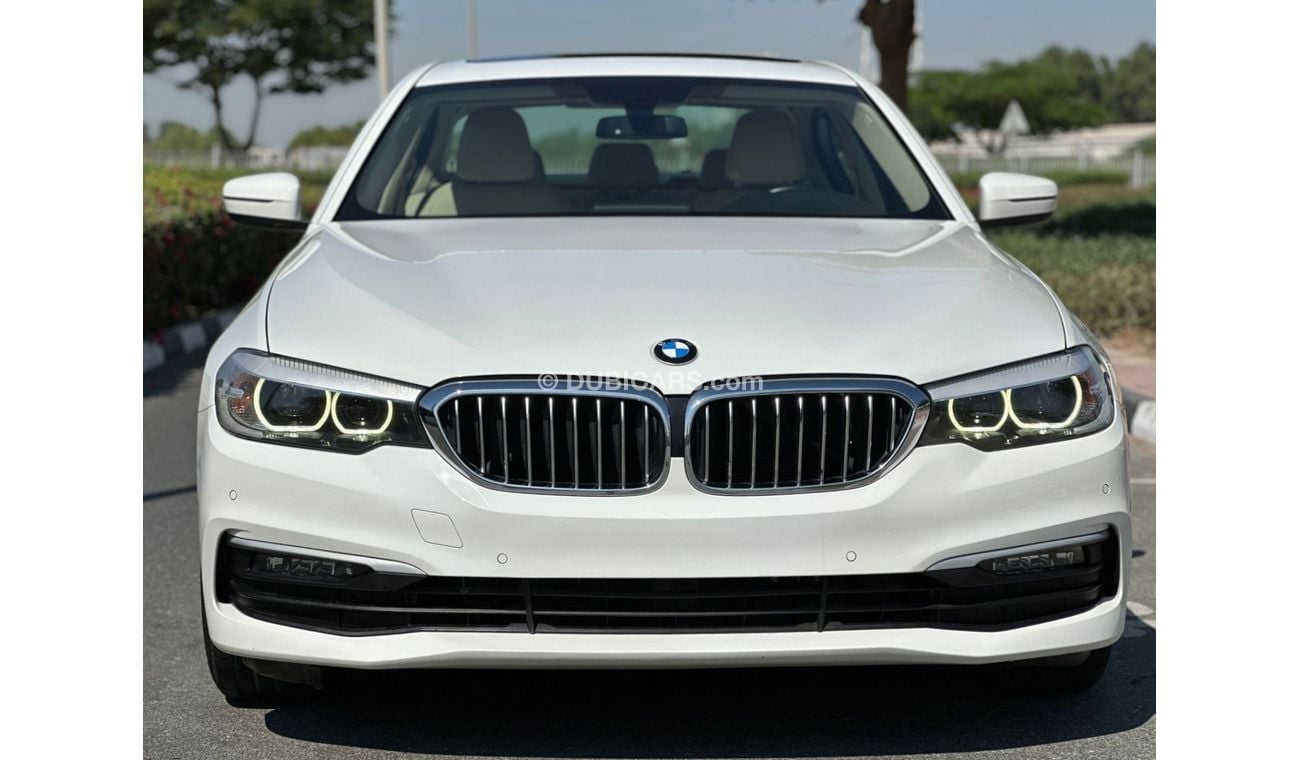 بي أم دبليو 520i Executive 1.6L BMW 520i / V4 / GCC / 2019 / Single Owner / Full Service History From BMW / 1,390 Dir