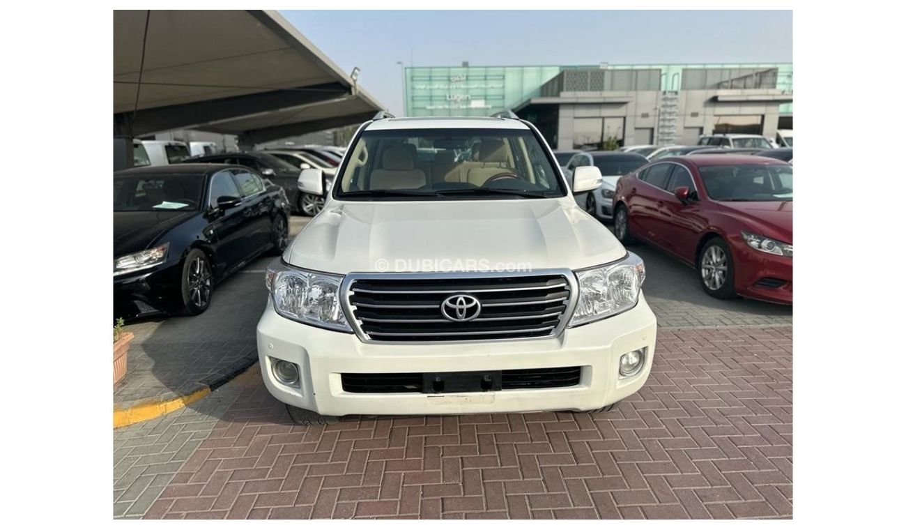 Toyota Land Cruiser Toyota Land Cruiser GXR 2015 gcc 6 slinder