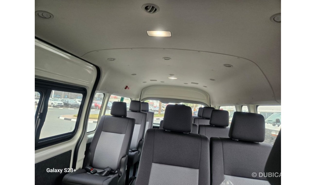 Toyota Hiace HIACE BUS HIGH ROOF - 13 SEATER -AUTOMATIC TRANSMISSION