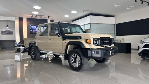 Toyota Land Cruiser Pick Up 2024YM Toyota LC79 D/C AT 4.0L over fender and alloy wheels