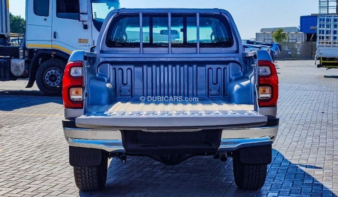 تويوتا هيلوكس HILUX 2.4L AT DIESEL Full option 2024 0KM