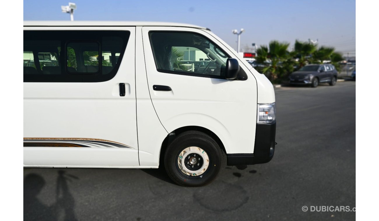 Toyota Hiace Toyota Hiace 2024 15 seats 2.5 L Diesel