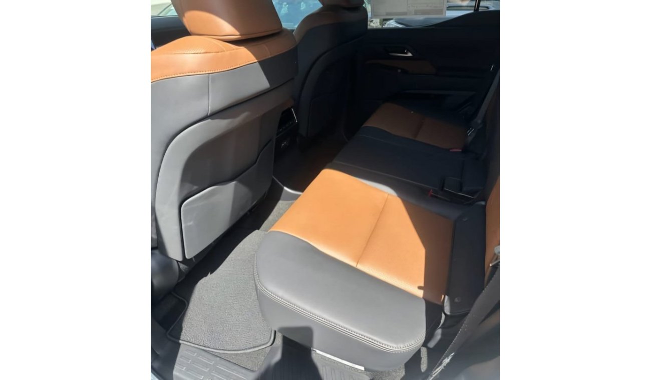 لكزس GX550 2024 GX550 Luxury+ 7 Seater Full Options