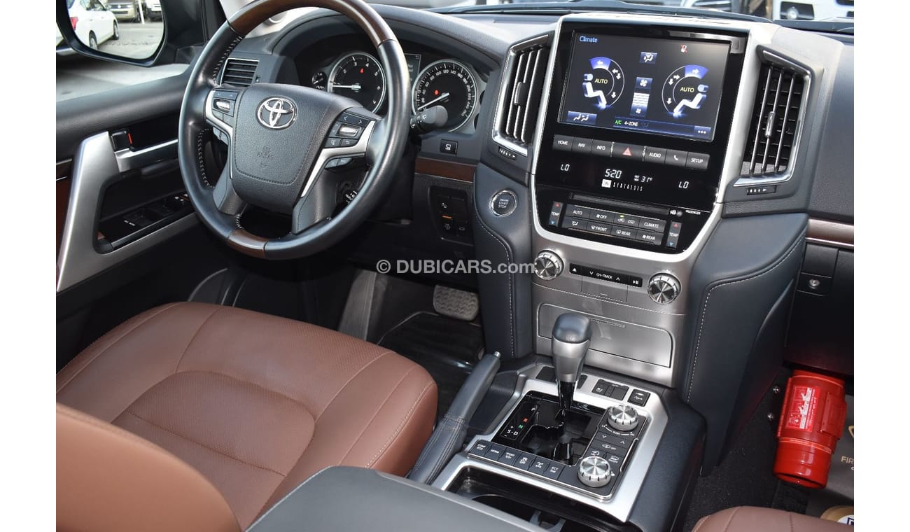 Used Toyota Land Cruiser LAND CRUISER V8 5.7 (2019) 2019 for sale in ...